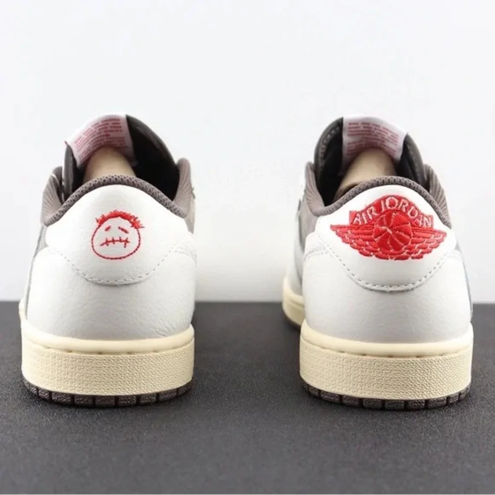 Travis Scott x Air Jordan 1 Retro Low OG 'Reverse Moca'